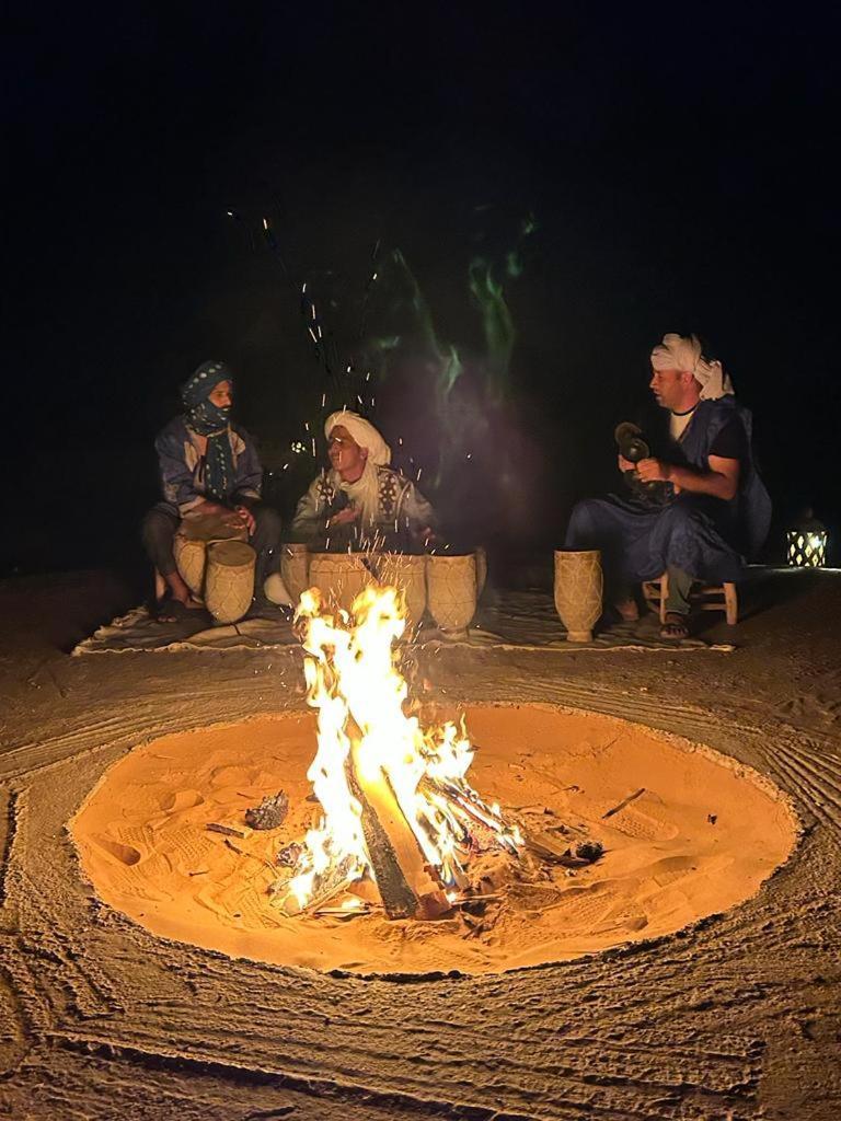 Hotel Tatooine Stars Camp Merzouga Zewnętrze zdjęcie
